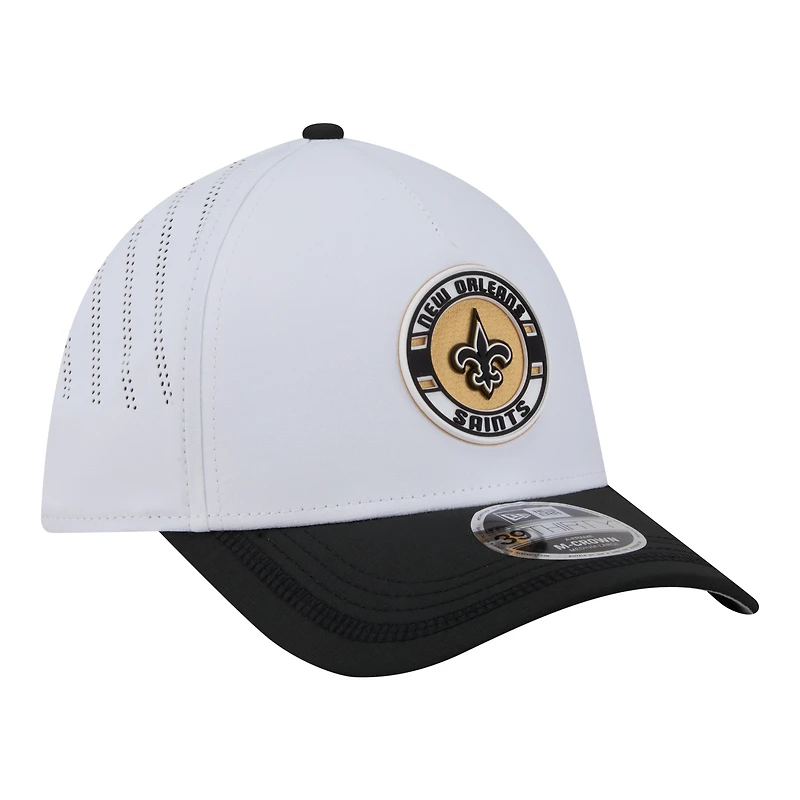 Men's New Era White/Black Orleans Saints Patch 39THIRTY A-Frame M-Crown Perforated Flex Hat