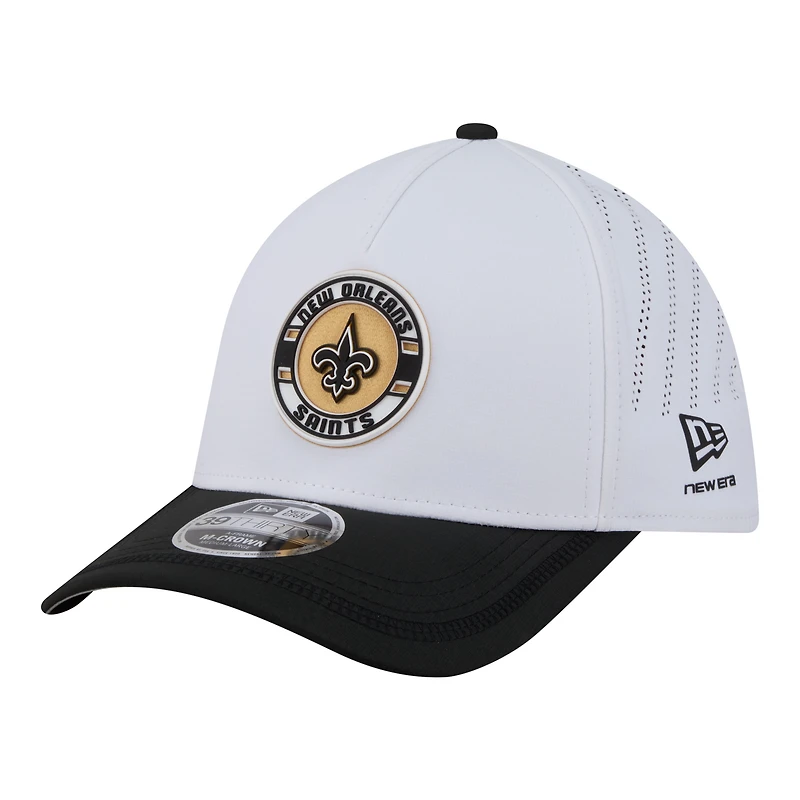 Men's New Era White/Black Orleans Saints Patch 39THIRTY A-Frame M-Crown Perforated Flex Hat
