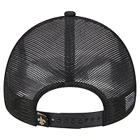 Casquette ajustable 9FORTY New Orleans Saints Stacked A-Frame Trucker New Era pour hommes, blanc/noir