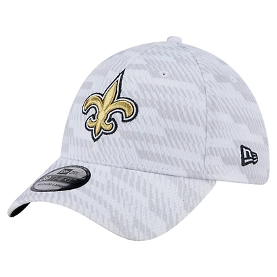 Casquette New Era blanche Orleans Saints Gameday Graded 39THIRTY Flex pour homme