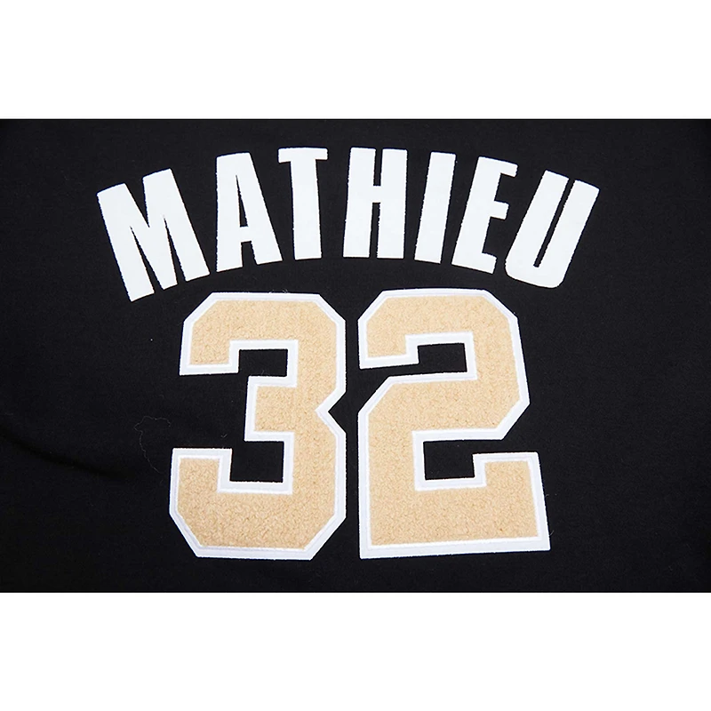 T-shirt à capuche avec nom et numéro du joueur Pro Standard Tyrann Mathieu des New Orleans Saints pour hommes