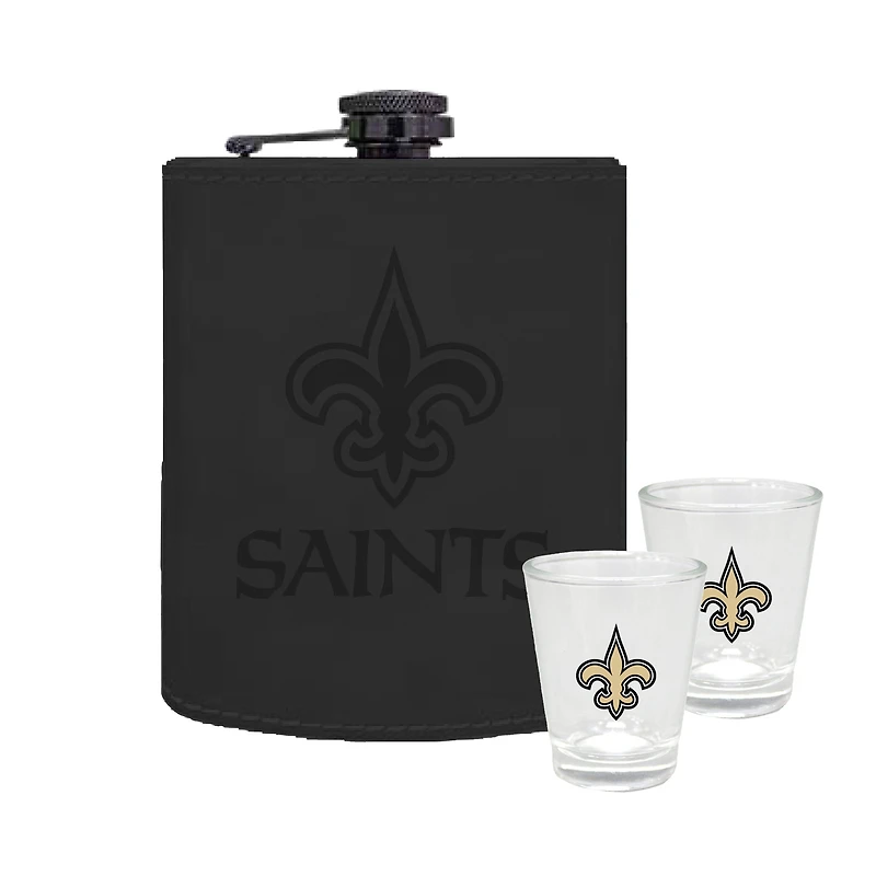 Lot de trois flasques en cuir de 227 ml et de verres à liqueur de 56 ml des Saints de la Nouvelle-Orléans de The Memory Company