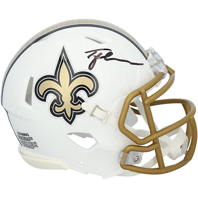 Mini-casque Riddell 2025 Alternate Speed ​​autographié par Tyler Shough, des Saints de la Nouvelle-Orléans