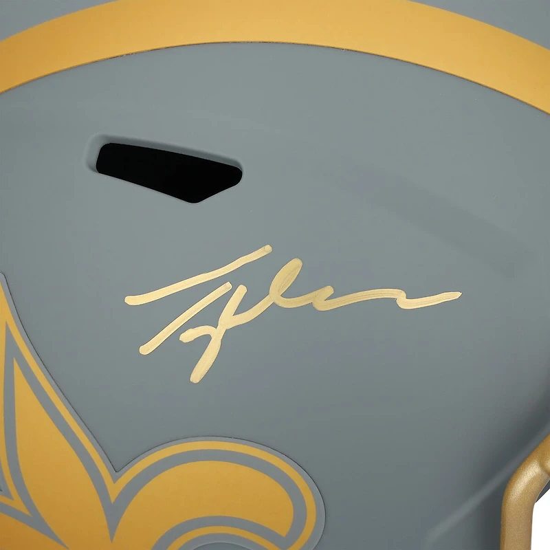 Réplique du casque Riddell Slate Speed ​​autographié par Tyler Shough des Saints de la Nouvelle-Orléans