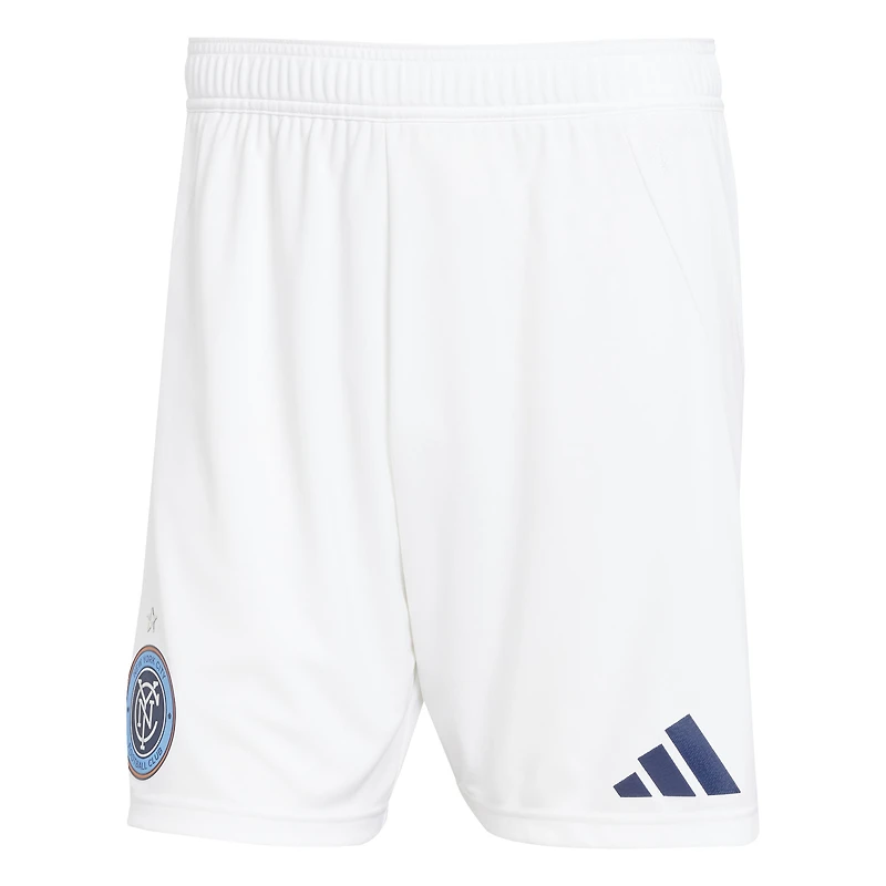 Short adidas blanc New York City FC Domicile 2025 The Excelsior Kit Authentic pour homme