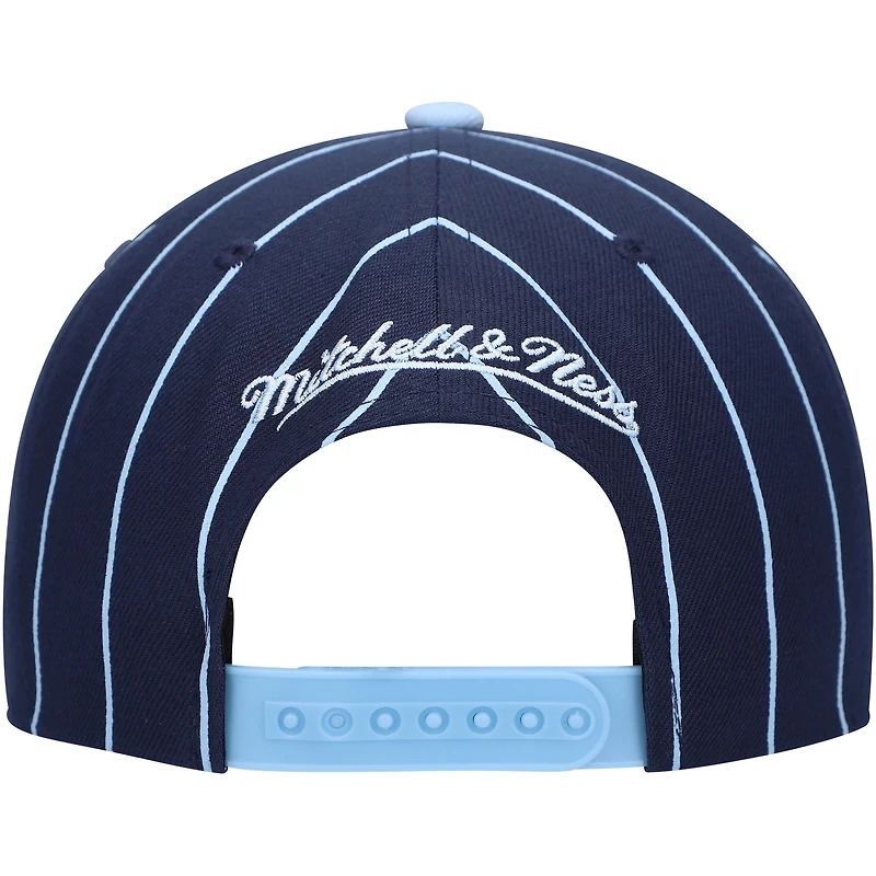 Pin Snapback New York City FC Team Mitchell & Ness pour homme bleu marine