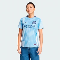 Maillot de joueur réplique adidas Strahinja Tanasijević New York City FC 2025 The Excelsior Kit pour femme bleu clair