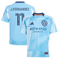 Maillot de joueur réplique unisexe pour jeunes adidas Julian Fernandez bleu clair New York City FC 2025 The Excelsior Kit