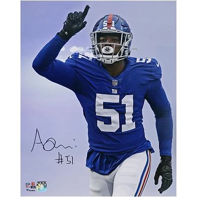 Photographie dédicacée de 16" x 20" d'Azeez Ojulari des New York Giants montrant un pointage en maillot bleu