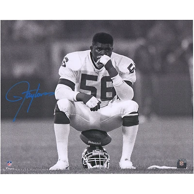 Photo dédicacée par Lawrence Taylor (New York Giants), 40 x 50 cm, casque posé – Encre bleue