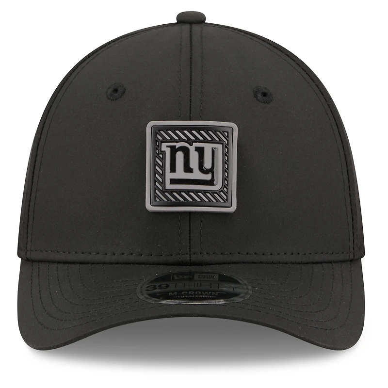 Men's New Era Black York Giants 2026 NFL Training Camp 39THIRTY Flex Hat