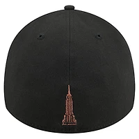 Men's New Era  Black York Giants Empire 39THIRTY Flex Hat