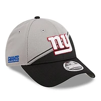 Men's New Era  Gray/Black New York Giants 2023 Sideline 9FORTY Adjustable Hat