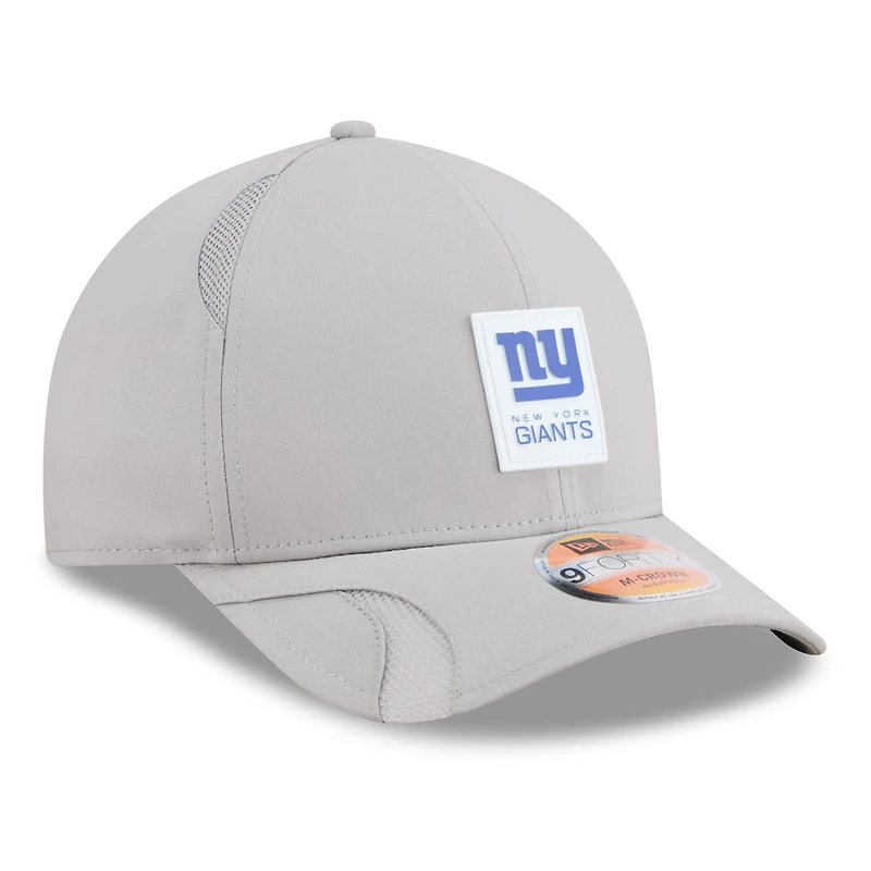 Men's New Era Gray New York Giants 2025 Sideline  M-Crown 9FORTY Adjustable Hat