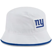 Bob New Era blanche extensible pour homme, camp d'entraînement NFL 2025 des New York Giants