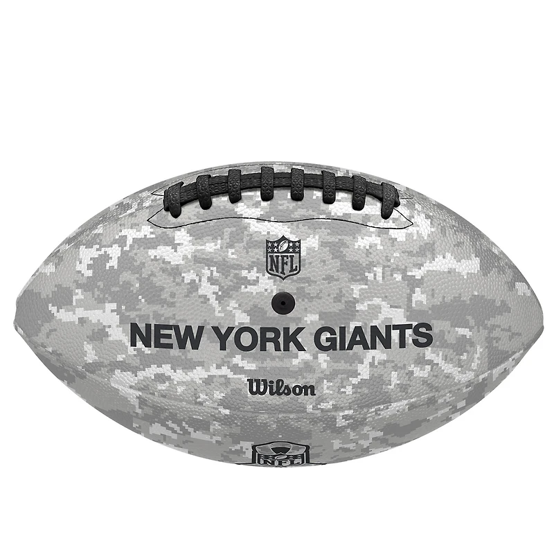 Hommage des New York Giants 2024 au service Wilson Pro Football