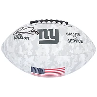 Ballon de football Wilson 2024 Salute To Service, autographié par Theo Johnson des Giants de New York