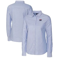 Chemise à manches longues boutonnée Cutter & Buck pour femme, bleu poudré, logo rétro des Giants de New York.