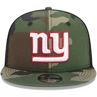Youth New Era Camo New York Giants  Main Trucker 9FIFTY Snapback Hat