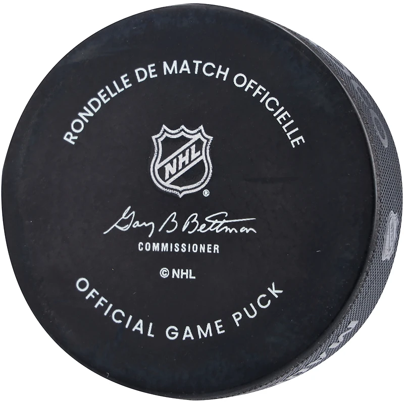 Rondelle de match officielle autographiée par Alexander Romanov des Islanders de New York