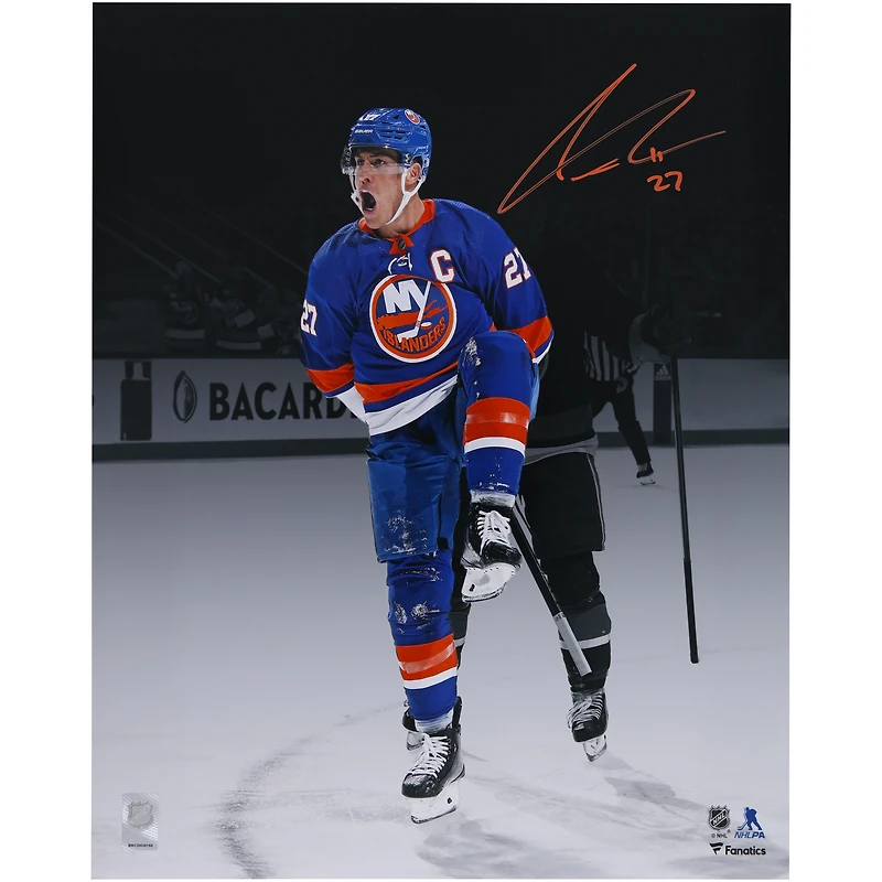 Maillot bleu autographié par Anders Lee des Islanders de New York (16 po x 20 po) – Photo célébrant Spotlight