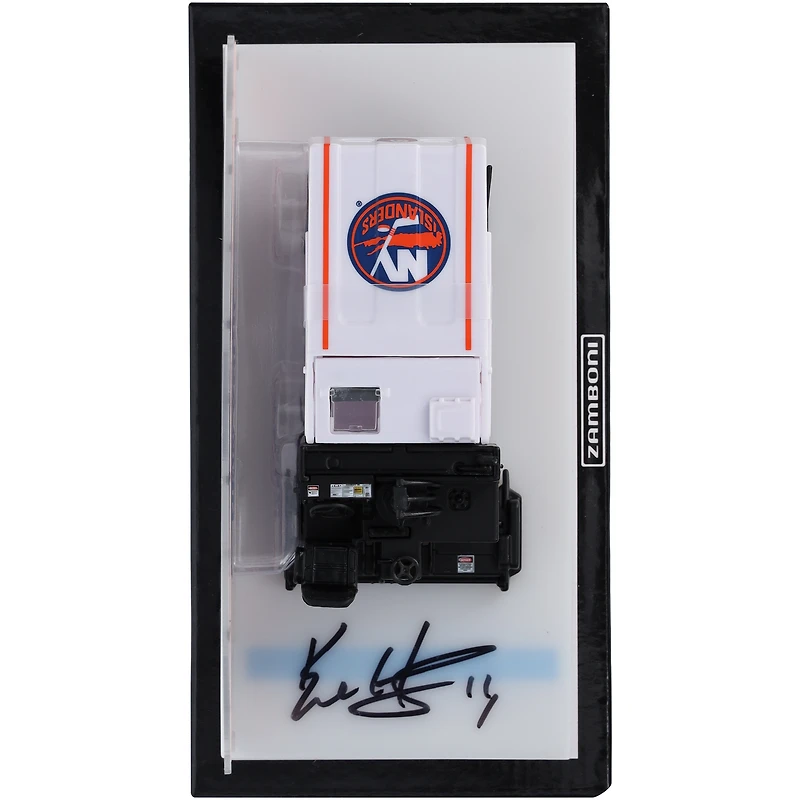 Zamboni moulée sous pression autographiée par Bo Horvat des Islanders de New York à l'échelle 1:43