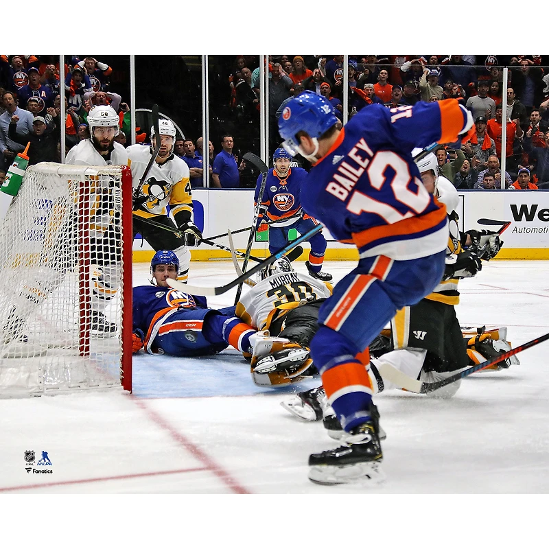 Josh Bailey New York Islanders Unsigned 2019 Stanley Cup Playoffs Game 1 Game-Winning Goal vs. Pittsburgh Photograph