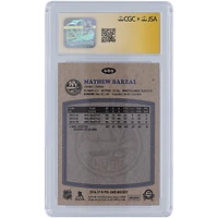 Carte recrue autographiée par Mathew Barzal des Islanders de New York 2016-17 Upper Deck O-Pee-Chee mise à jour rétro n° 689 CGC authentifiée Auto 10