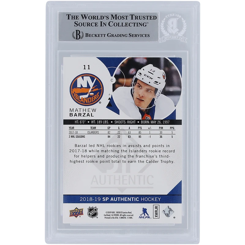 Carte autographiée 2018-19 Upper Deck SP authentique n° 11 Beckett Fanatics Witnessed des Islanders de New York par Mathew Barzal