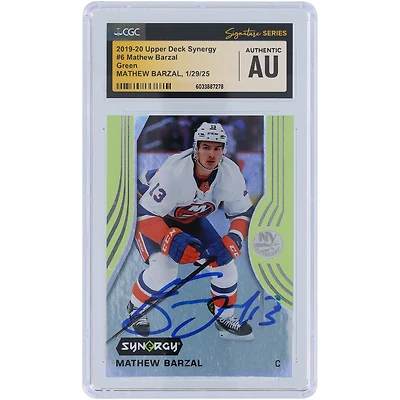Carte autographiée 2019-20 Upper Deck Synergy Green #6 des Islanders de New York par Mathew Barzal, carte authentifiée et témoin des fanatiques de la CGC