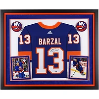 V106832 Isndrs Mathew Barzal New York Islanders Maillot authentique Adidas bleu autographié encadré de luxe 13 Mathew Barzal AUT FR HK JERSEY 45603 AUTJERHOC FRJRHB0039