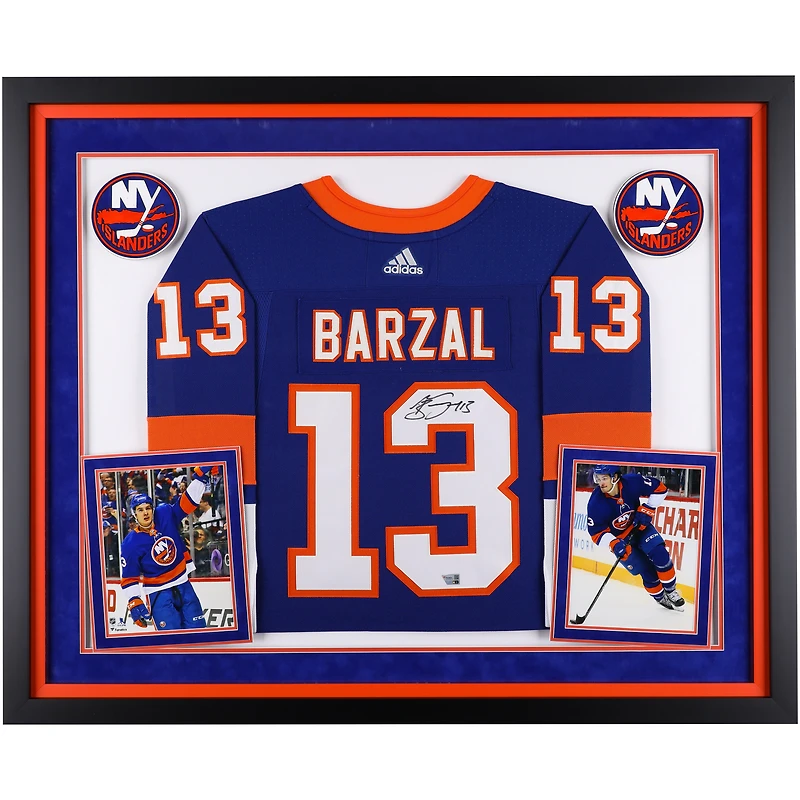 V106832 Isndrs Mathew Barzal New York Islanders Maillot authentique Adidas bleu autographié encadré de luxe 13 Mathew Barzal AUT FR HK JERSEY 45603 AUTJERHOC FRJRHB0039