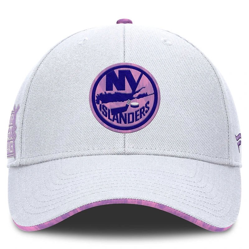 Casquette ajustable authentique Pro Hockey Fights Cancer des New York Islanders Fanatics pour hommes blanche