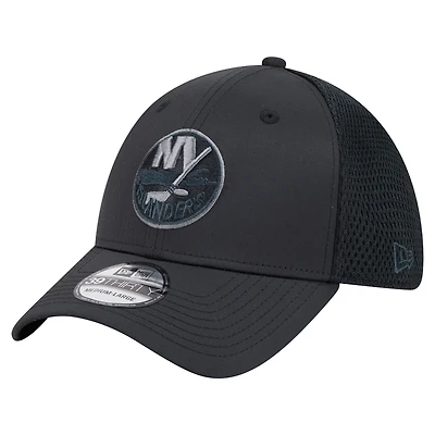 Men's New Era Black York Islanders Blackout 39THIRTY Flex Fit Hat