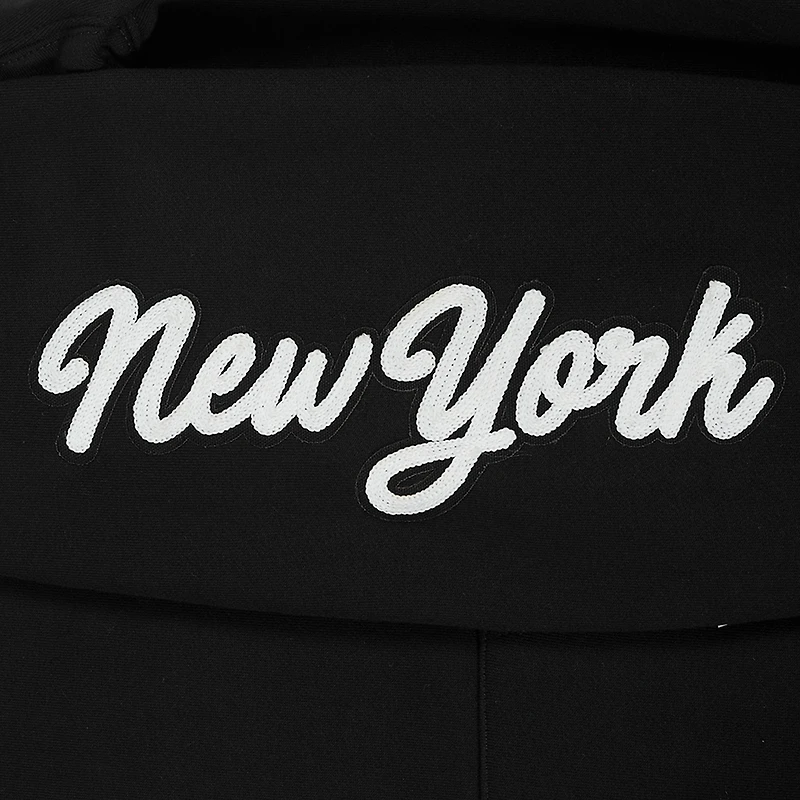 Men's Pro Standard  Black New York Islanders Paint the City Pullover Hoodie