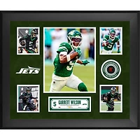 Collage encadré de 5 photos de Garrett Wilson (New York Jets) (51 x 61 cm) avec un morceau de ballon de football américain utilisé lors d'un match - Édition limitée à 500 exemplaires