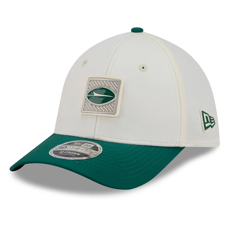 Men's New Era  Cream/Green York Jets 2026 NFL Training Camp 39THIRTY Flex Hat