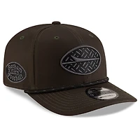 Casquette ajustable New Era Gotham Green New York Jets 2025 Rivalries Collection On-Field 9SEVENTY pour homme