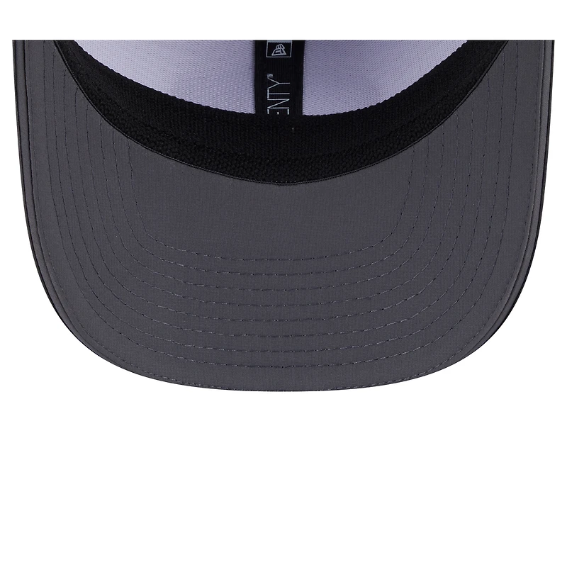 Casquette ajustable New Era 9SEVENTY grise/graphite pour homme, camp d'entraînement NFL 2025 des New York Jets