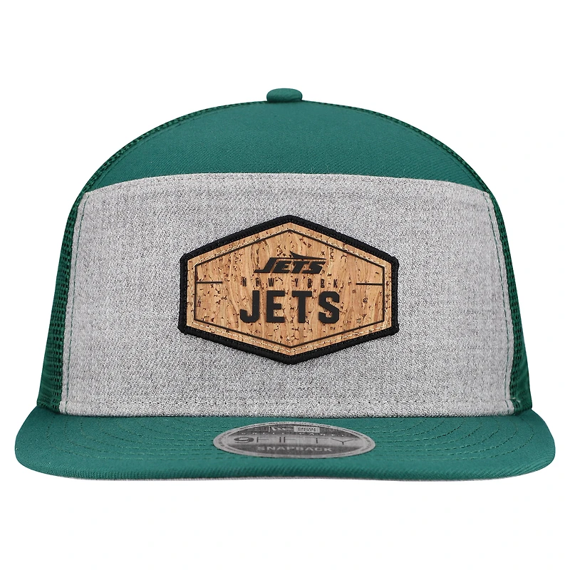Men's New Era Gray/Green New York Jets Cork Split Panel 9FIFTY Trucker Snapback Hat