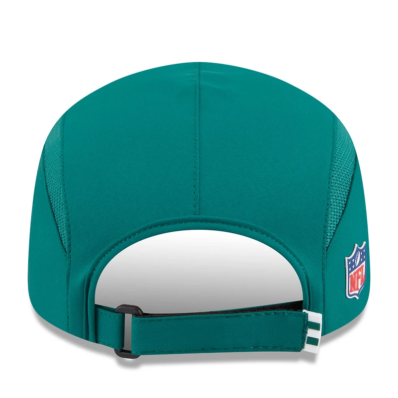 Casquette ajustable New Era verte New York Jets 2025 Sideline Runner pour homme