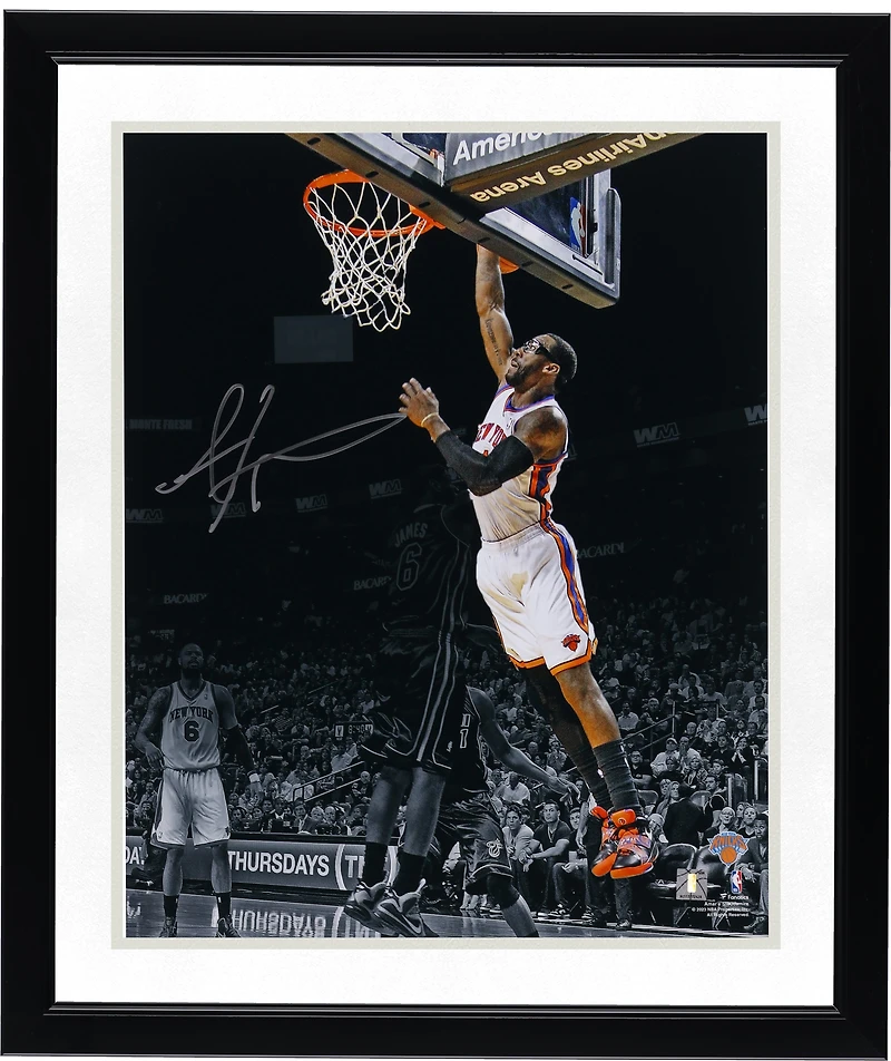 Amar'e Stoudemire New York Knicks Autographed 16" x 20" Spotlight Dunk vs. Miami Heat Photograph