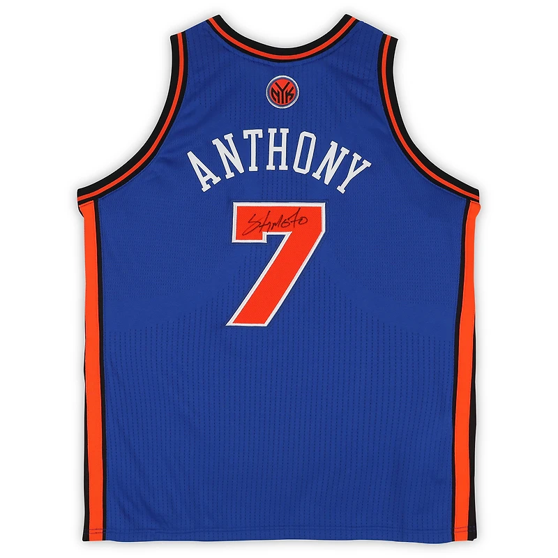 Maillot authentique bleu Mitchell & Ness 11 autographié par Carmelo Anthony des New York Knicks