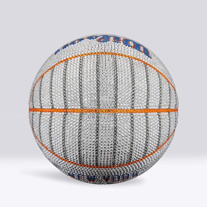 Ballon de basket Wilson City Edition Collector, édition spéciale 2024-25, signé par Carmelo Anthony (New York Knicks) - Illustration par Rock On Sports