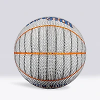 Ballon de basket Wilson City Edition Collector, édition spéciale 2024-25, signé par Carmelo Anthony (New York Knicks) - Illustration par Rock On Sports