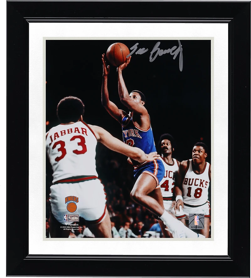 Dick Barnett New York Knicks Autographed 8" x 10" Shooting vs. Bucks Photograph