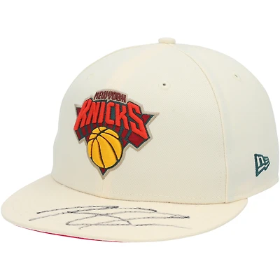 Casquette ajustée New Era 59FIFTY crème autographiée par Karl-Anthony Towns des New York Knicks