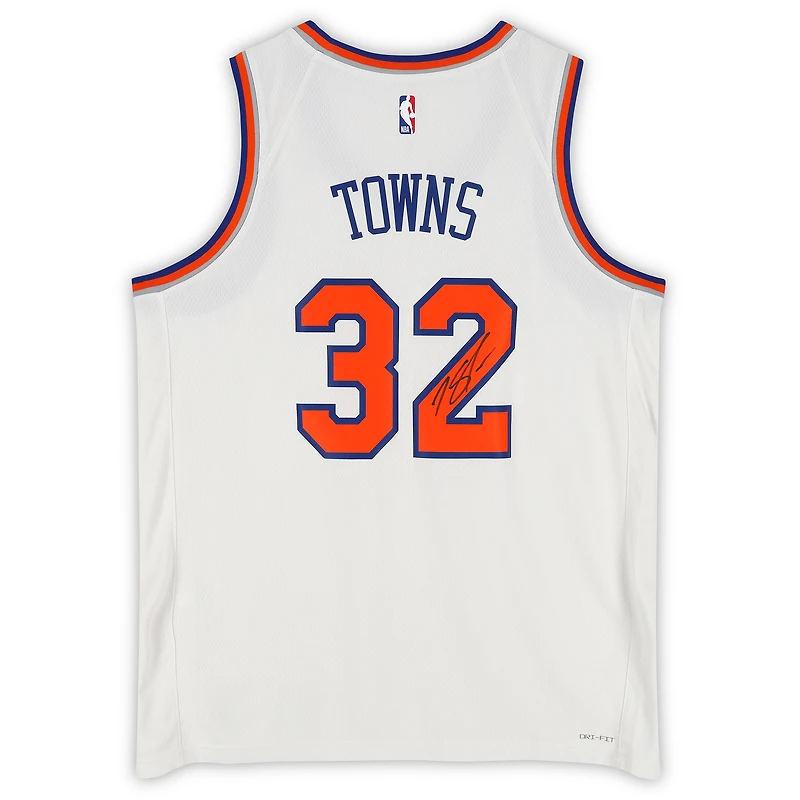 Karl-Anthony Towns New York Knicks Autographed White Nike 2022-23 Association Edition Swingman Jersey