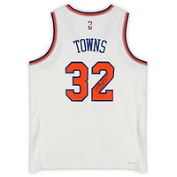 Karl-Anthony Towns New York Knicks Autographed White Nike 2022-23 Association Edition Swingman Jersey