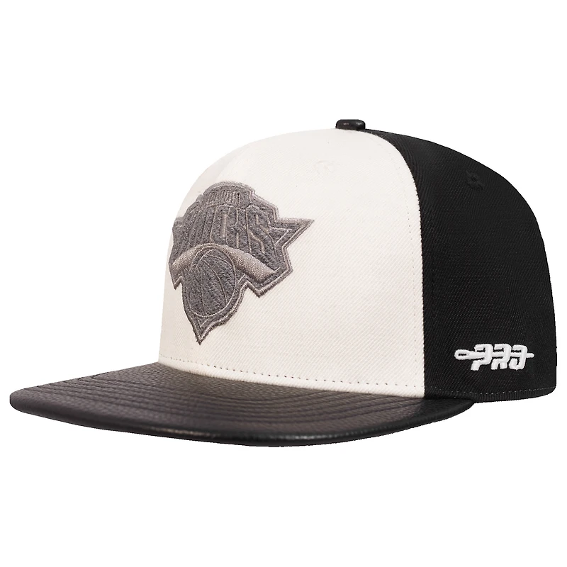 Men's Pro Standard  Cream/Black New York Knicks French Terry Snapback Hat